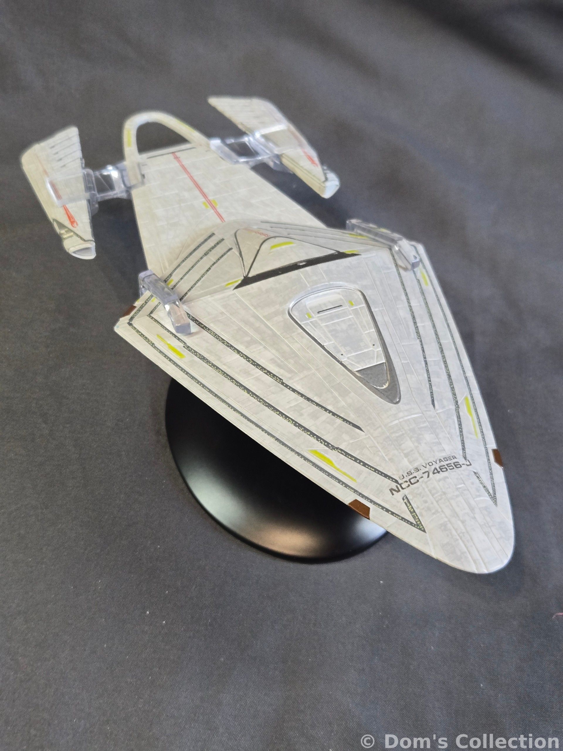 U.S.S. Voyager NCC-74656-J (Version XL)